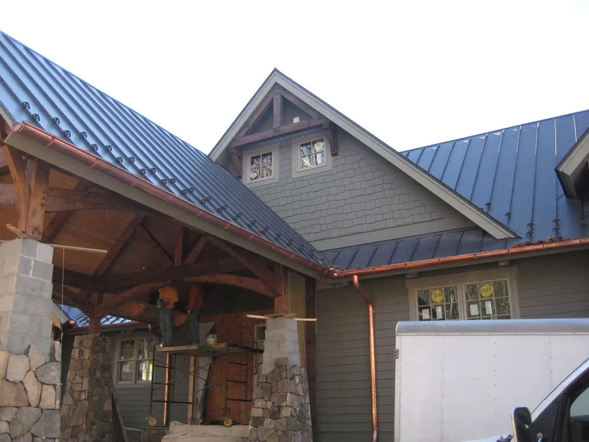 Craftsman Roofing team delivering quality roofing work in Hickory Tree